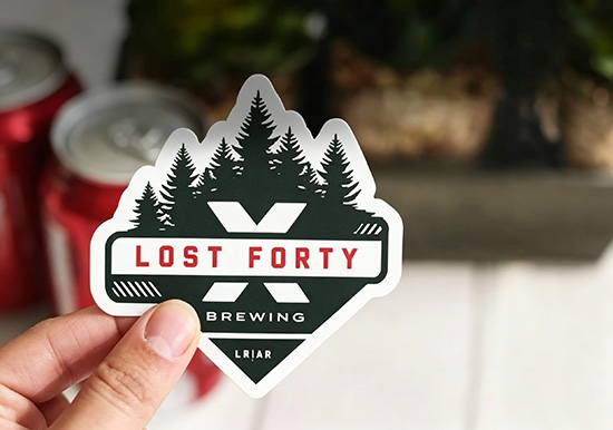 Custom Vinyl Labels for Outdoor Product Sourcing