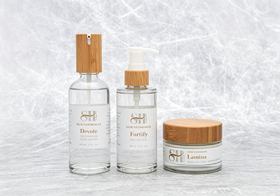 Custom-Glossy-Labels-That-Perform-on-Cosmetic-Bottles Custom-Glossy-Labels-That-Perform-on-Cosmetic-Bottles
